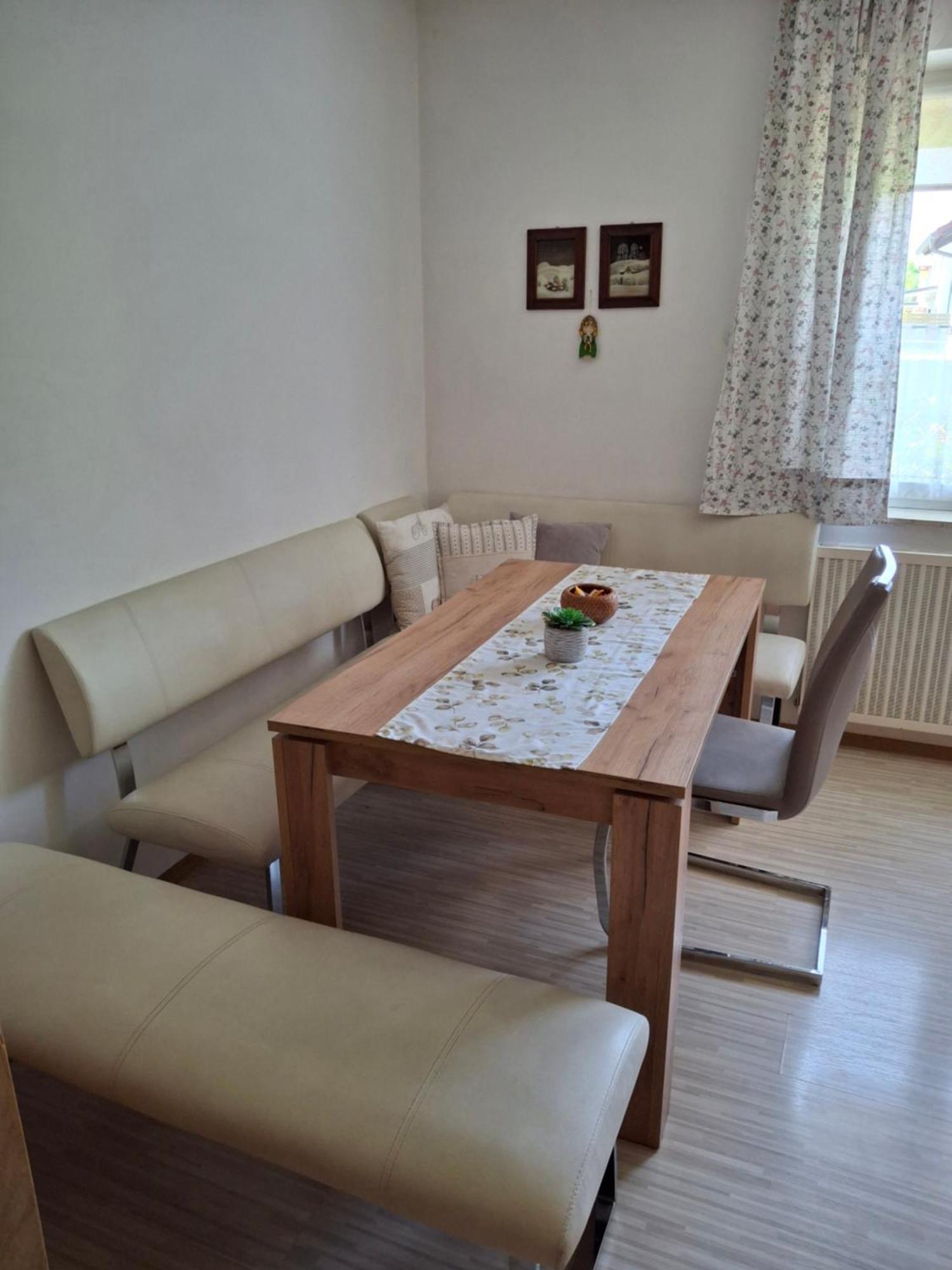 Maria'S Ferienwohnung Laakirchen Extérieur photo